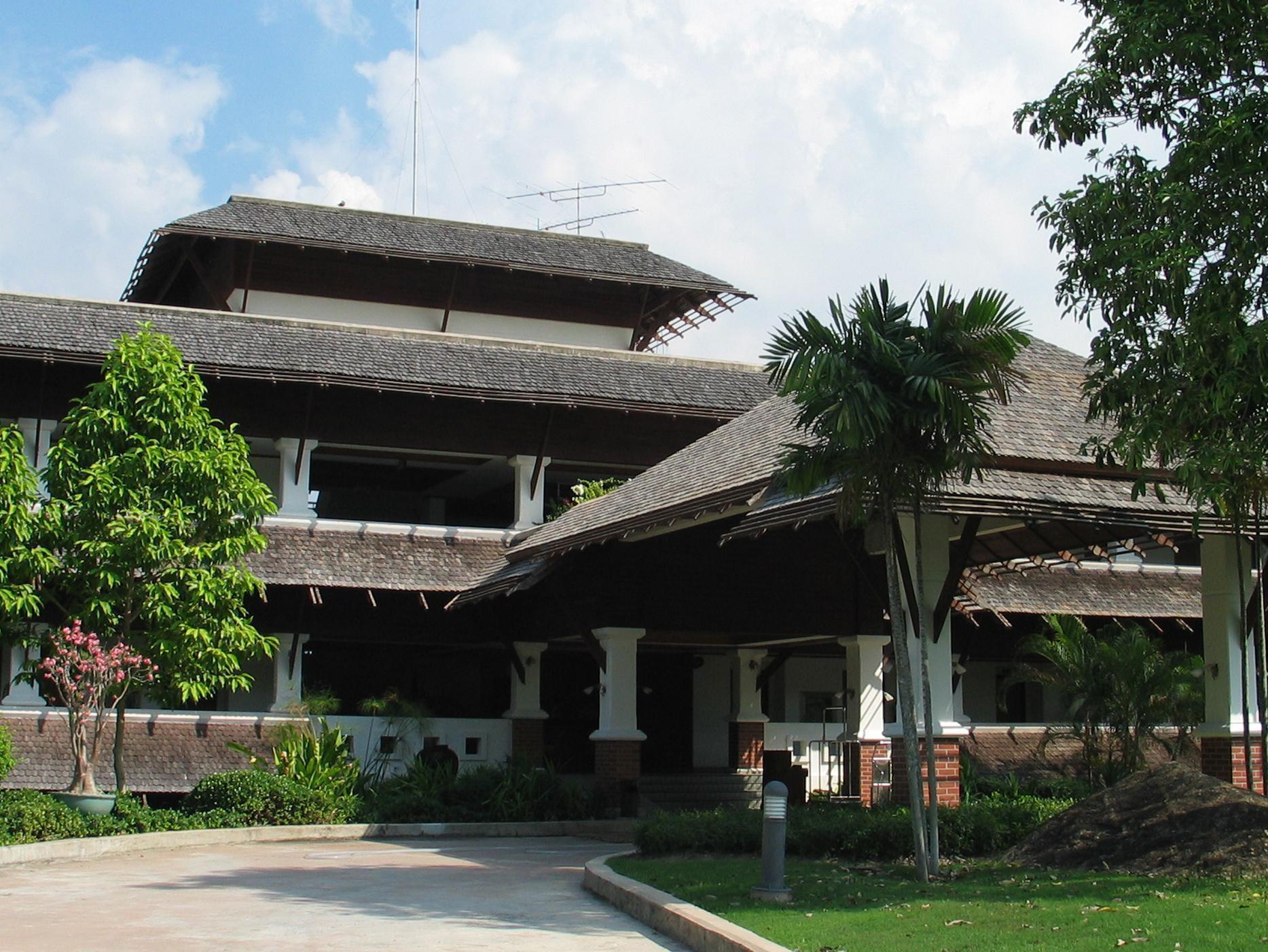 The Golf Lodge Laem Chabang Чонбури Екстериор снимка